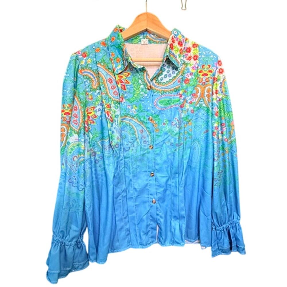 Turquoise Blue Paisley Blouse Size 3X Pleats Bell Sleeves Ombre
